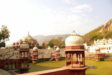 City palace and lake in Alwar. Rajasthan, India
 - obrazy, fototapety, plakaty