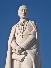 Fototapeta premium Francisco Gomes de Avelar Statue at Largo da Se, Faro, Algarve - Portugal