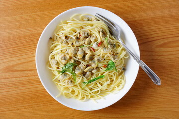 あさりパスタ,あさりスパゲティ,パスタ,スパゲッティー,浅利,イタリア料理,和風パスタ,麺,麺類,ランチ,昼食,魚介類,貝,ボンゴレ,ボンゴレビアンコ,イタリア料理,料理,食べ物,食事,ニンニク,和風パスタ,和風スパゲティー,