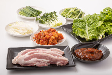 サムギョプサル　(韓国料理)