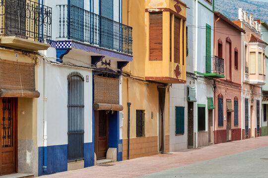 Scenic View of Colorful Old Town Houses in Oropesa del Mar, Spain - Perfect for Travel and Architecture Photography