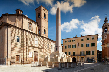 Iesi, Ancona. Piazza Federico II con la Fontana Obelisco 