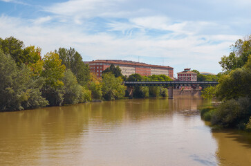 Fototapeta na wymiar Ebro river passing through Logroño, spain