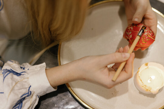 Anonymous Easter egg symbol pattern