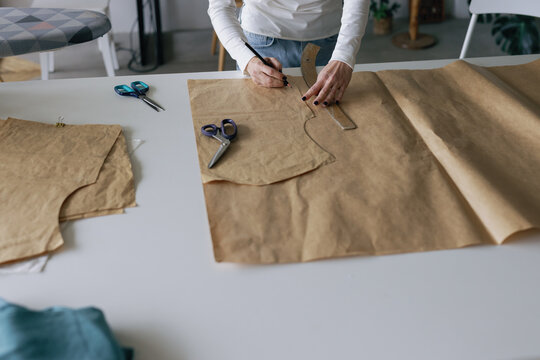 Anonymous pattern dressmaking outline 