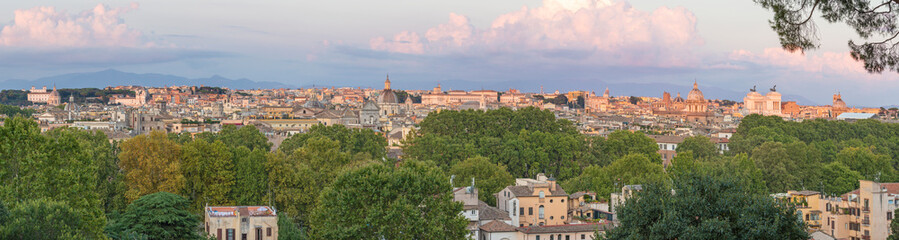 Fototapeta na wymiar Rome - The panorama at the sunset.
