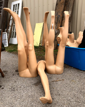 Fashion Mannequin Legs Trash