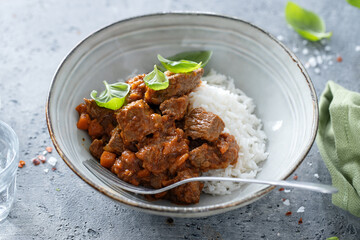 Healthy bowl with beef, rice and vegetables