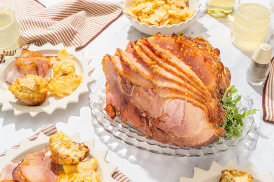 Spiral Cut Bone-In Easter Ham