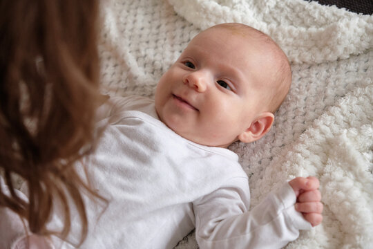 Contact between mother and newborn baby