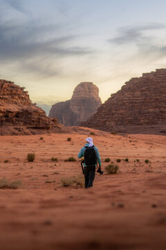 Tourist with a kaffiyeh in saudi arabia
