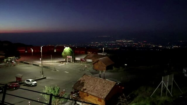 Etna - Panoramica da Rifugio Sapienza all'alba