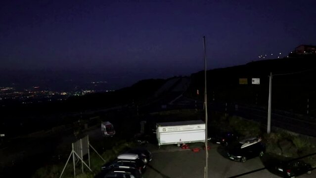 Etna - Panoramica dal Rifugio Sapienza all'alba