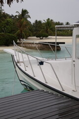 Obraz premium white boat