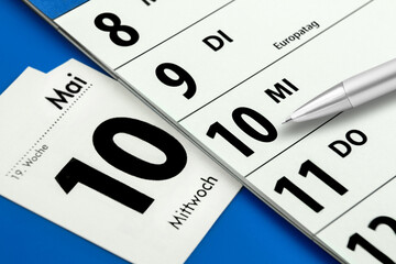 Deutscher Kalender Datum 10. Mai 2023 und Kugelschreiber
