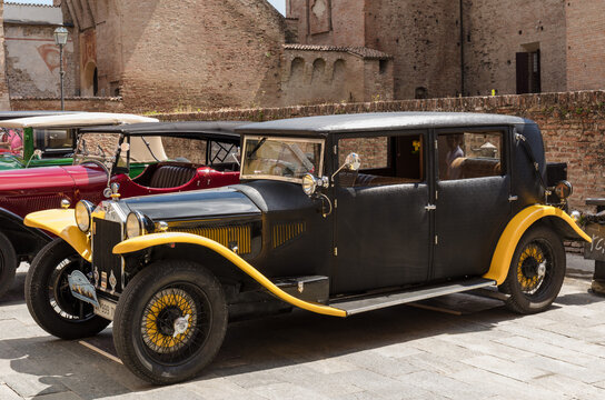 Lancia Lambda 1920 - 1930 old car.  Vignola - Modena January 30, 2019