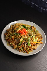 Japanese Yakisoba Instant Stir Fry Noodles with Cabbage, Pork Belly, Carrots, Ginger, Seaweed, Green Onions