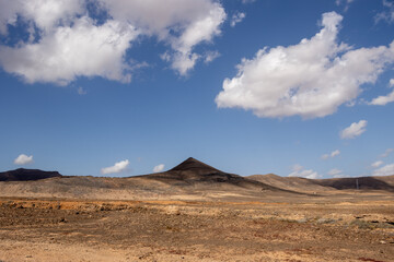 Fototapeta na wymiar Country with mountains, Fuerteventura
