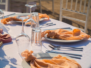 Luxury elegant wedding reception table arrangement and floral centerpiece - wedding banquet and...
