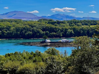 Landscape of a beautiful lake in Wales on a sunny day