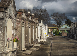 NEW ORLEANS CEMETERY