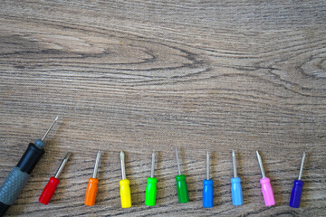 色んな種類の小さいscrewdriver/DIY