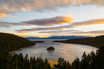 Naklejka na ściany i meble Emerald Bay Lake Tahoe at dawn