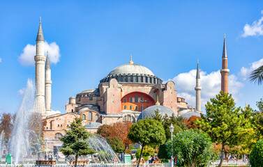 Fototapeta premium トルコ、イスタンブールのアヤソフィア大聖堂