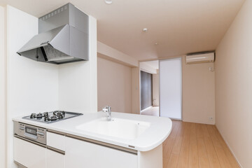Fototapeta na wymiar 日本の新居アパートのキッチン 