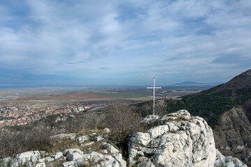Fototapeta na wymiar Peak Kutra near Asenovgrad, Bulgaria