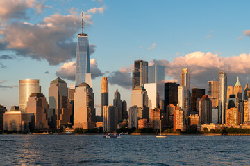 Panoramic view of New York downtown centre and skyscrapers at sunset