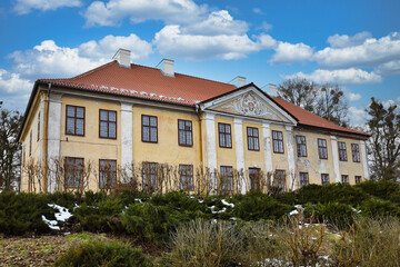 Pałac w Smolajnach na Warmii,Polska