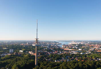 Obraz premium Beautiful summer skyline panorama of Kiel, Schleswig-Holstein, Germany. Telecommunication Tower (Fernmeldeturm) in the foreground