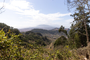 Fototapeta na wymiar Blick zum Teide vom Rand des Anaga Gebirges