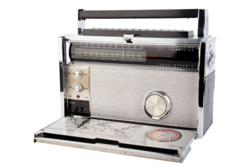 Antique transoceanic dual zone radio