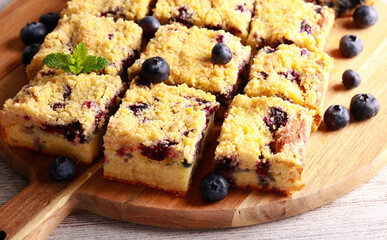 blueberry crumble topping coffee cake