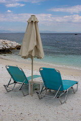 Fototapeta na wymiar White-turquoise marble beach, Thassos, Greece