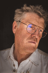 Fototapeta premium Mann / Brille