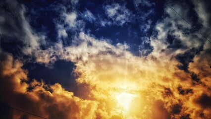 Fototapeta na wymiar sun and clouds
