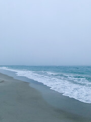 Fototapeta na wymiar The coast of the Black Sea in rainy weather