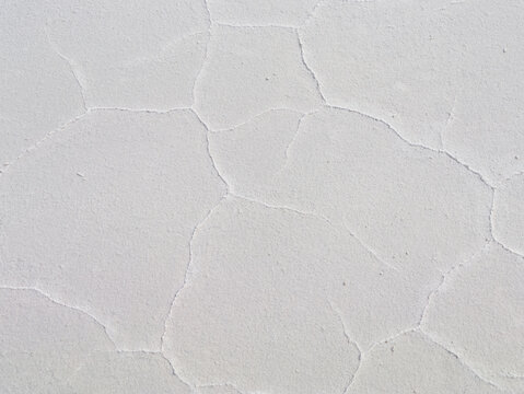 Bonneville-Salt-Flats-Utah-landscape-directly-above
