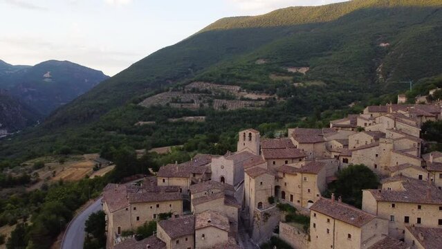 Drone flight over the Umbrian village of Vallo di Nera