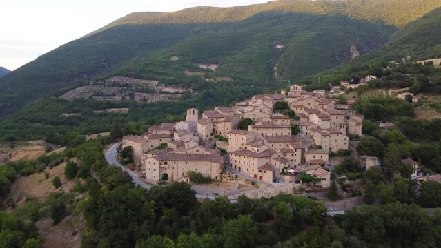 Drone flight over the Umbrian village of Vallo di Nera