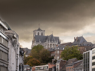 Fototapeta premium Panorama of the Liege Cathedral, the Cathedrale Saint Paul de Liege, in Belgium at dusk. it's the main roman catholic church and cathedral of the Belgian city of Liege