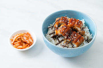 eel rice bowl or unagi rice bowl