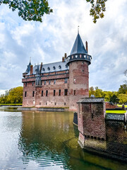 Fototapeta premium Castle De Haar or Kasteel de haar in Utrecht, Netherlands