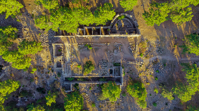 antalya lyrbe ancient city