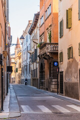 Naklejka premium An alley in the city of Verona, famous for being the home of Shakespeare's tale, Romeo and Juliet