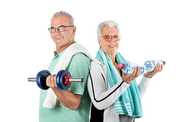vitale Senioren beim Fitnesstraining