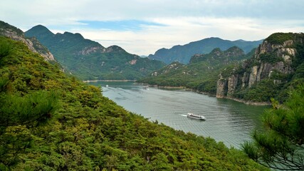 Fototapeta na wymiar Natural scenery around Chungju Lake in Korea